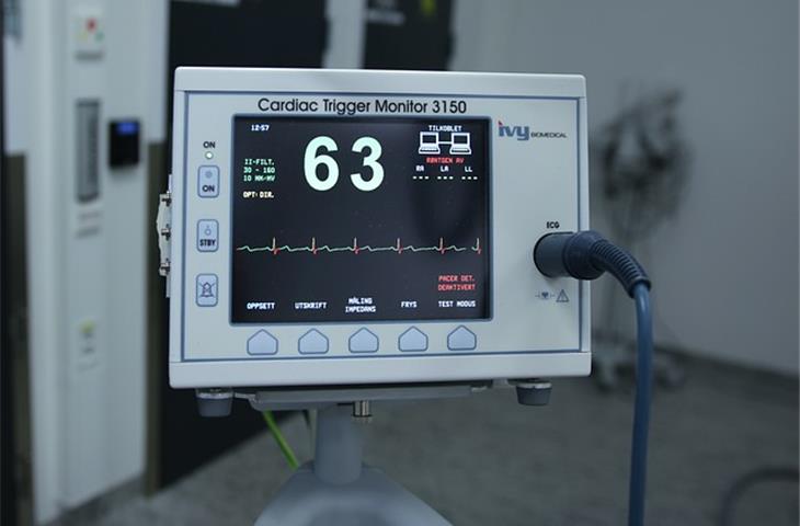 Enhancing Electrical Safety in EMRs with Chroma8910 Automated Testing