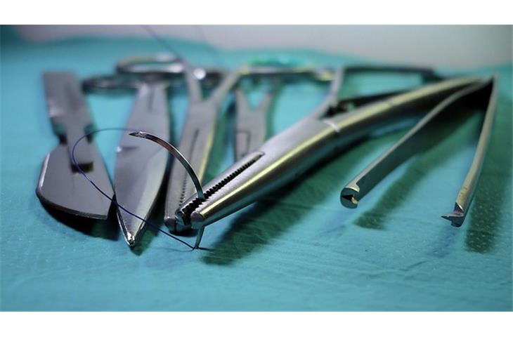 basic instruments used in surgery